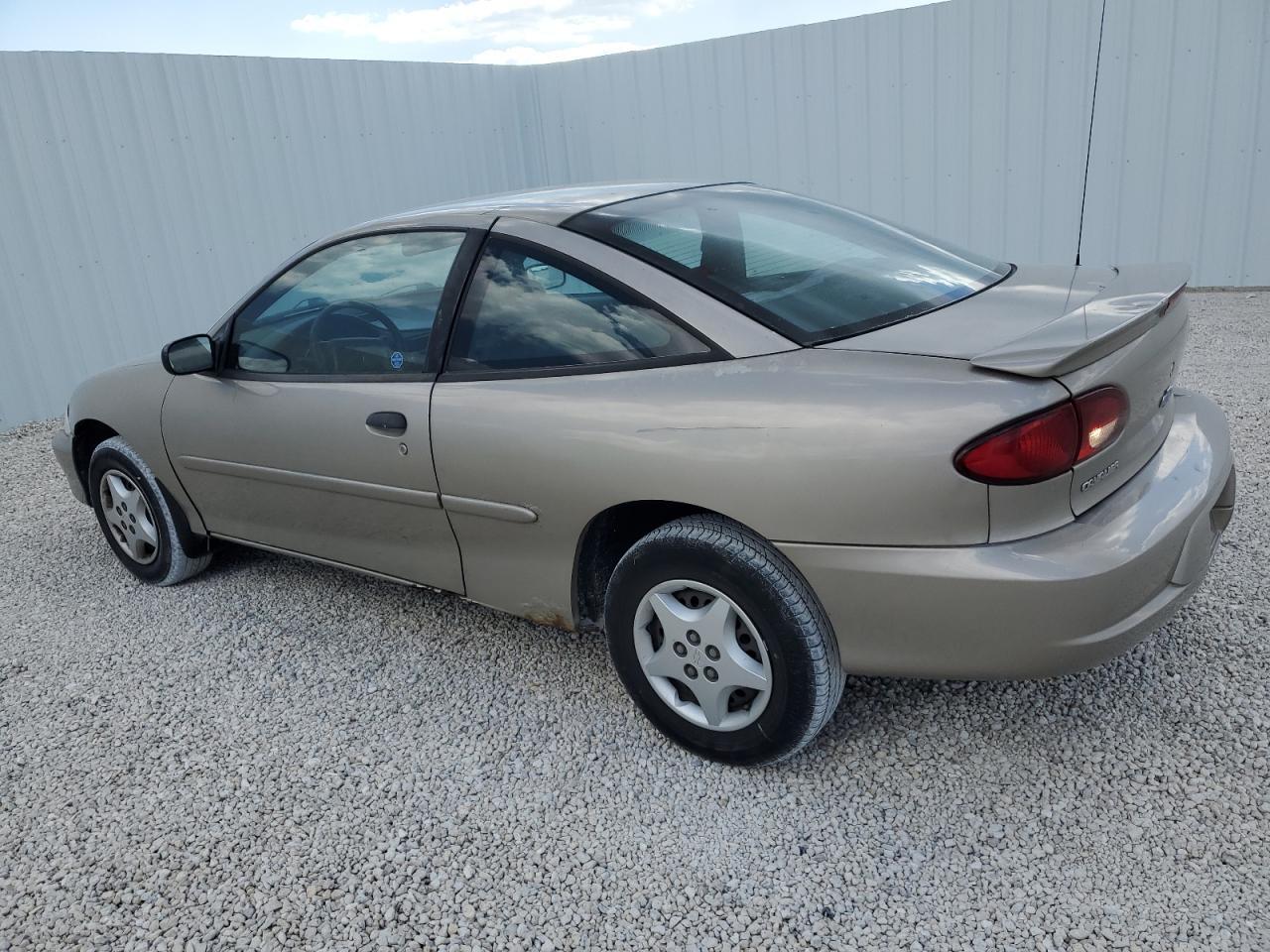 2001 Chevrolet Cavalier - Image 2