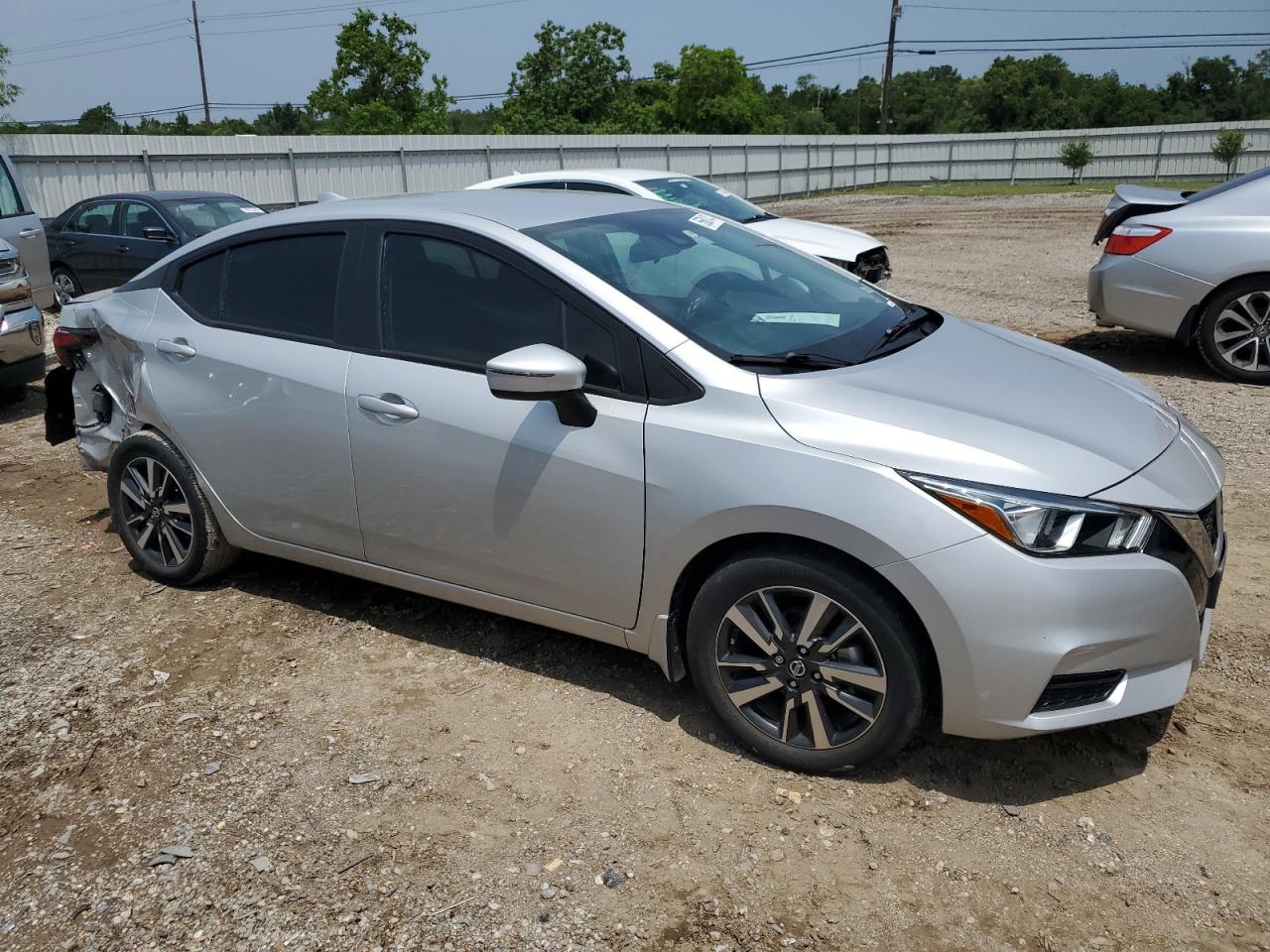 2021 Nissan Versa Sv - Фото 4