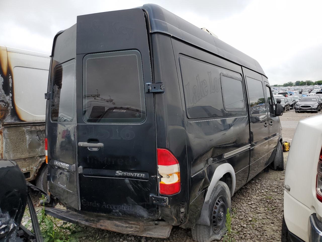 2005 Dodge Sprinter 2500 - Фото 3