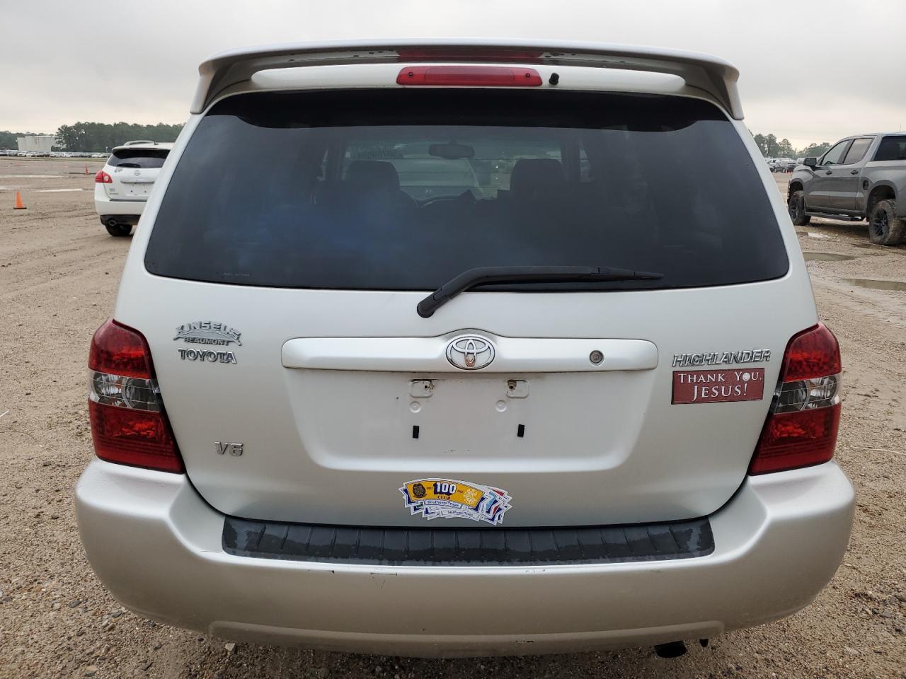 2004 Toyota Highlander Base - Фото 6