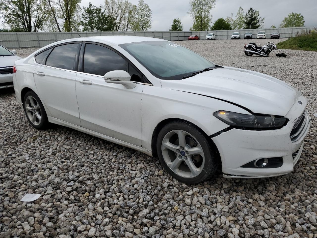 2016 Ford Fusion Se - Фото 4