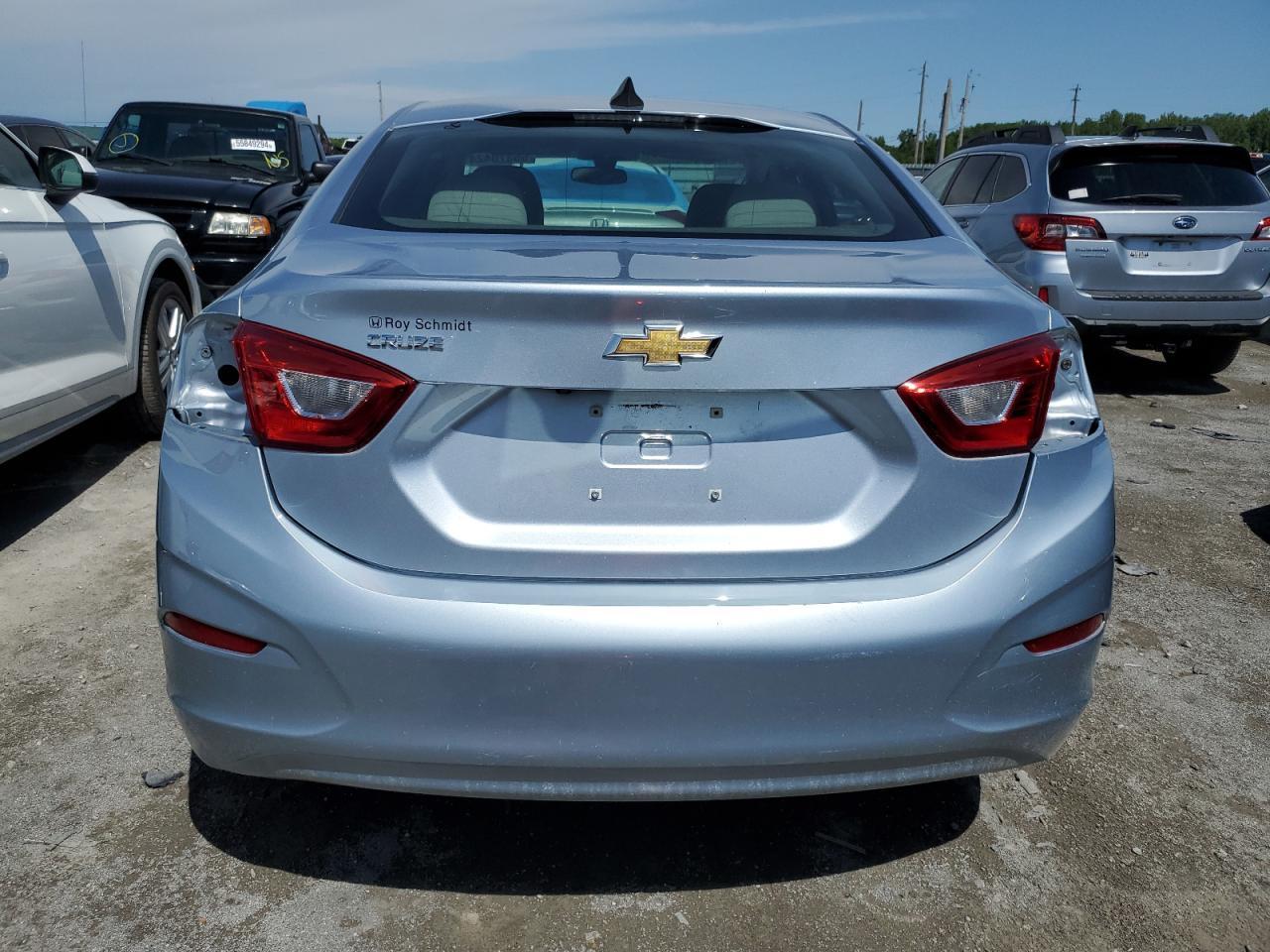 2018 Chevrolet Cruze Ls - Фото 6
