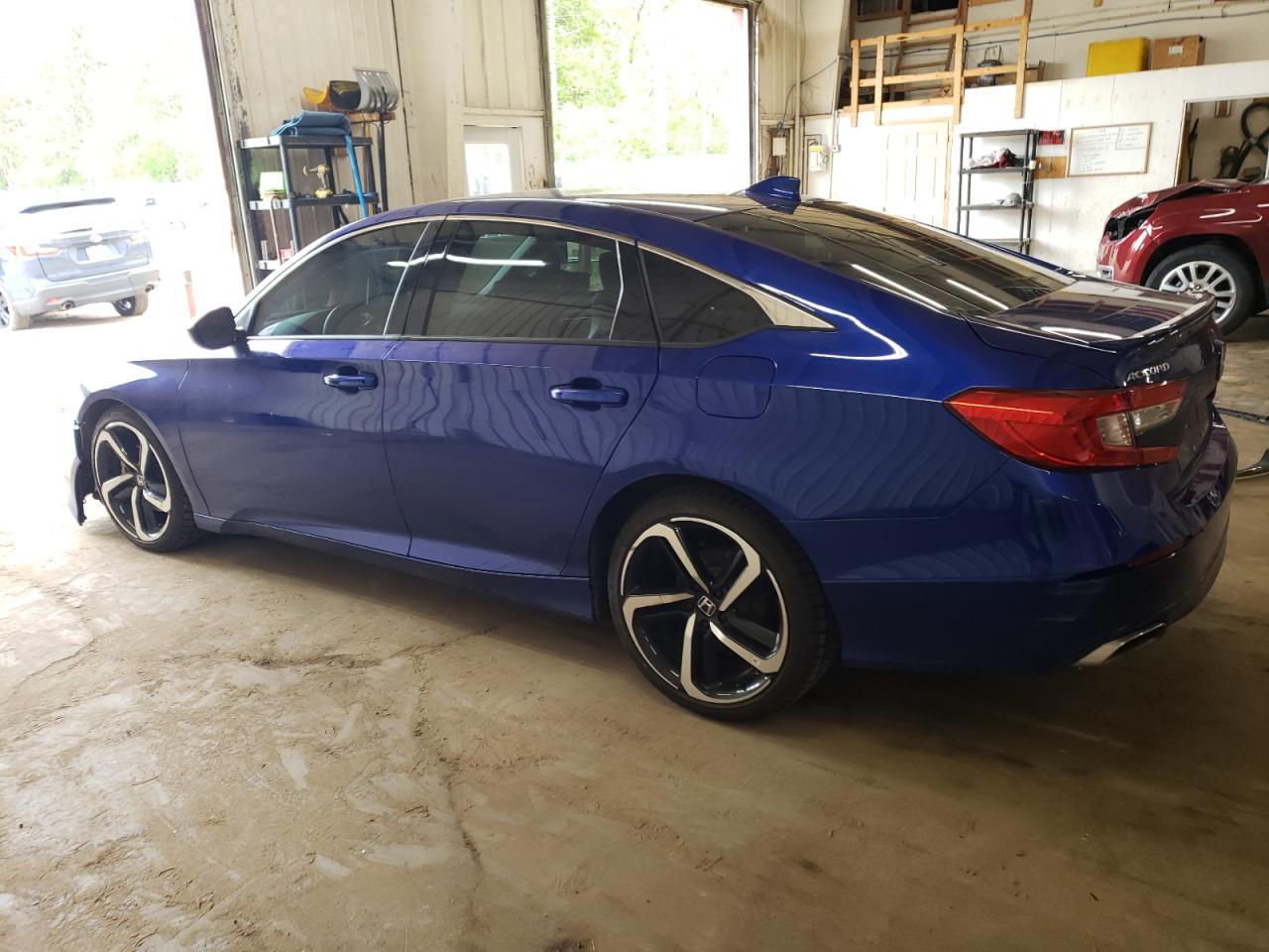 2018 Honda Accord Sport - Image 2