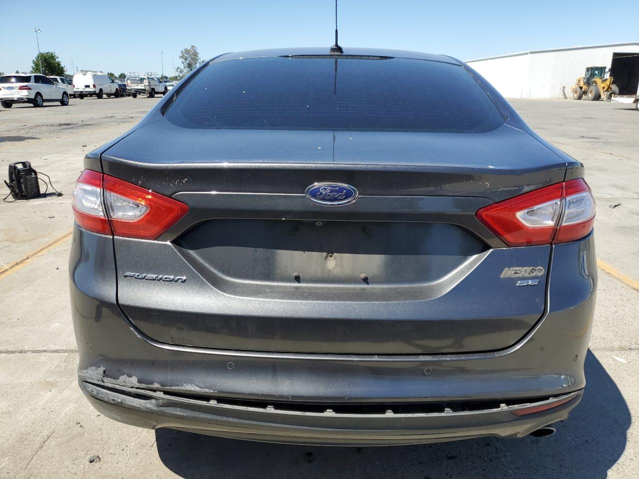 2016 Ford Fusion Se - Фото 6