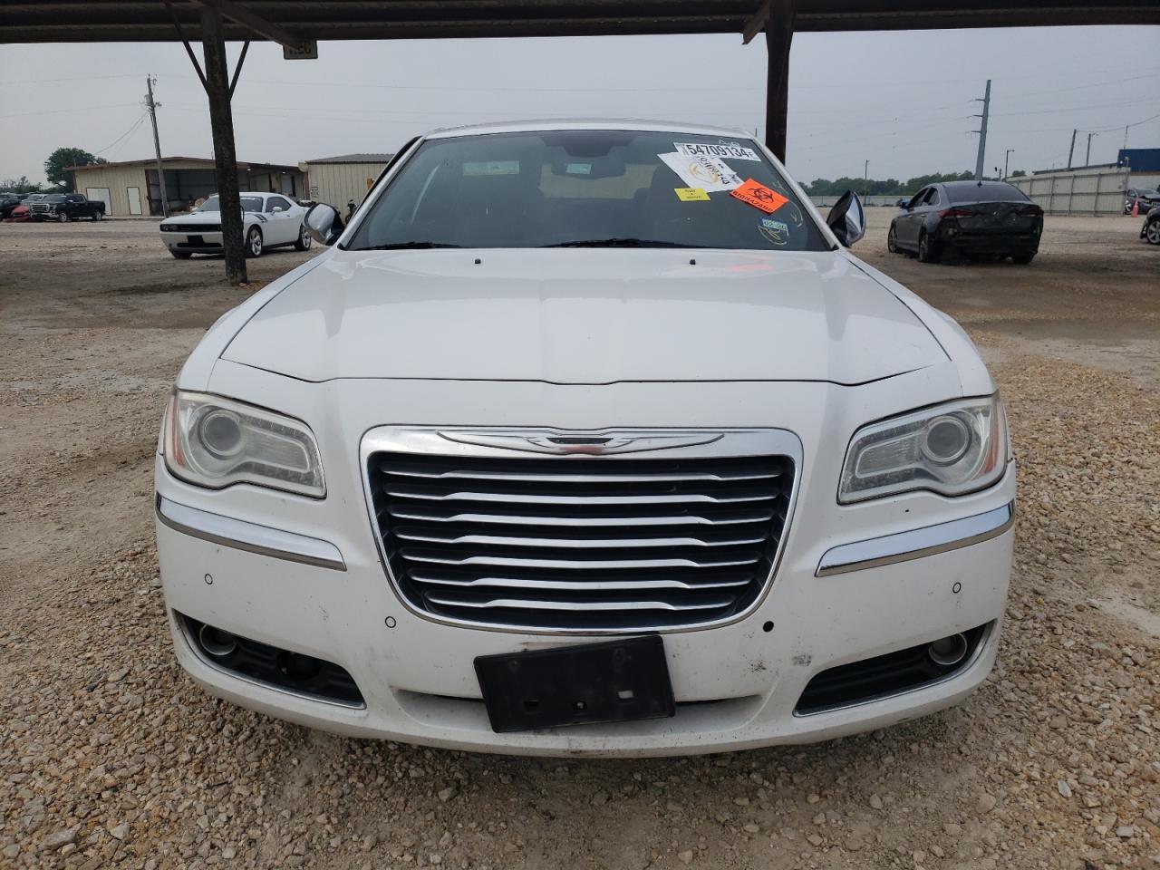 2011 Chrysler 300C - Фото 5