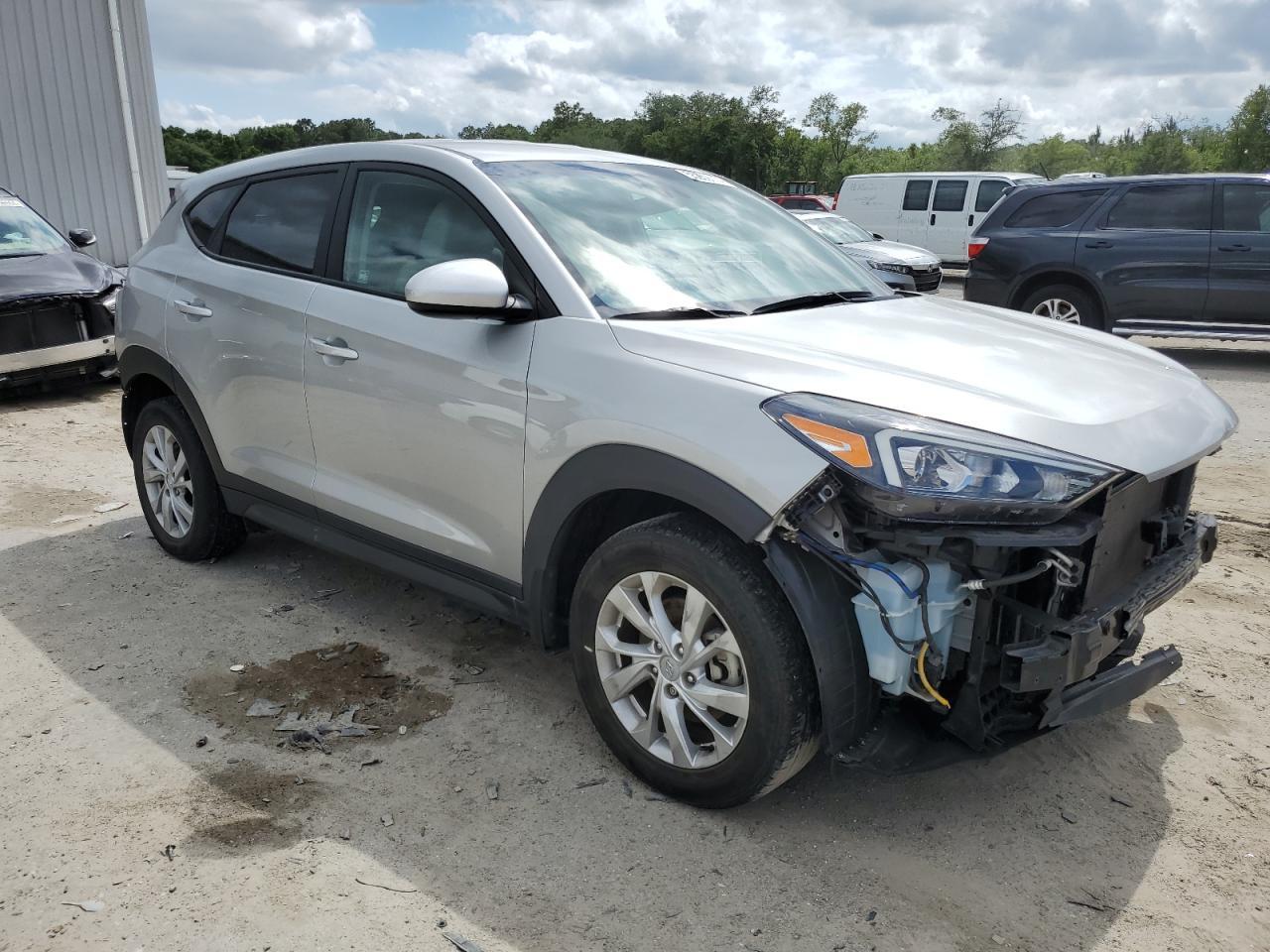 2021 Hyundai Tucson Se - Фото 4