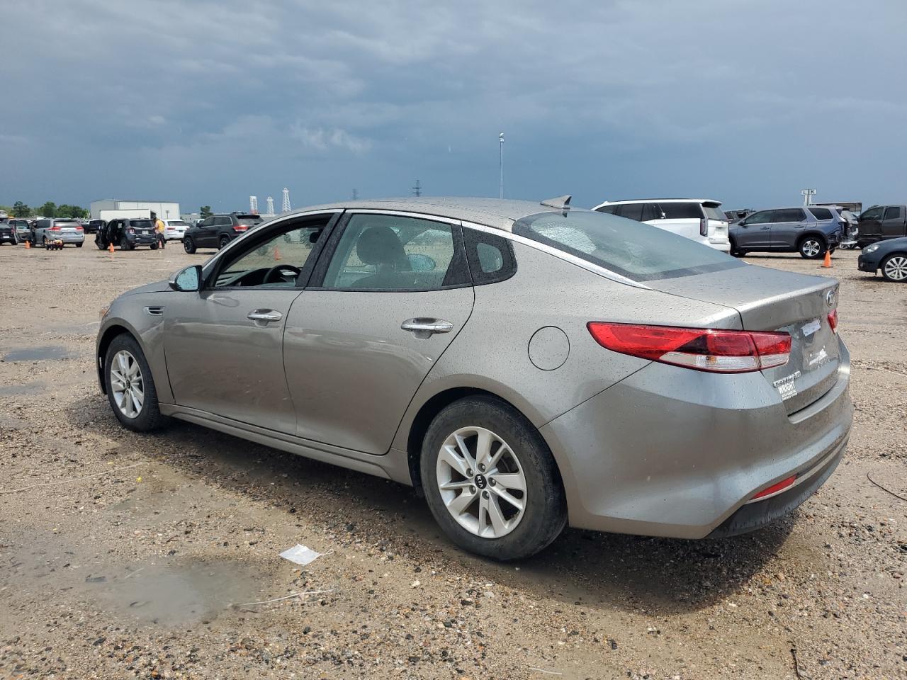 2018 Kia Optima Lx - Фото 2