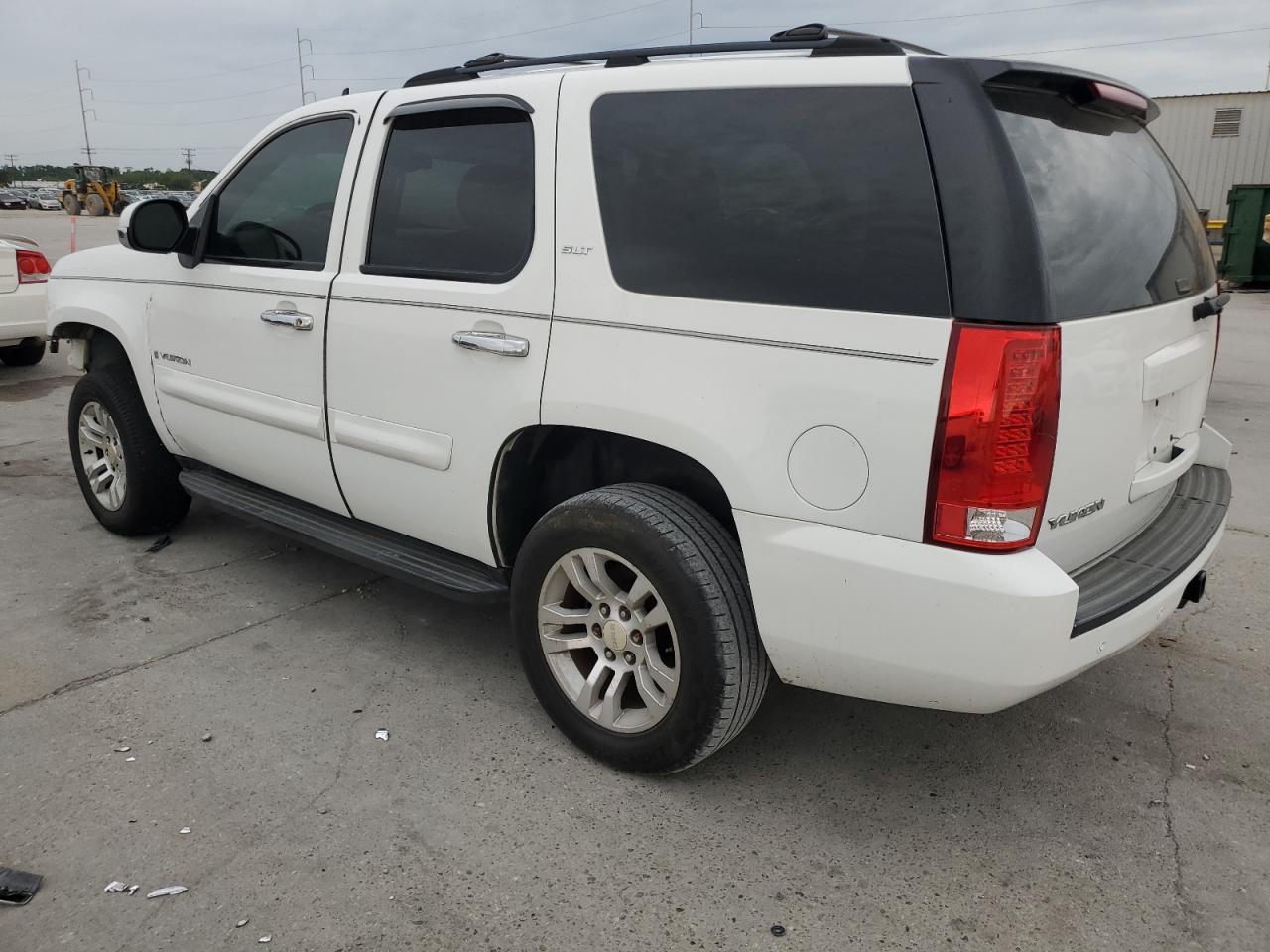 2007 GMC Yukon - Фото 2