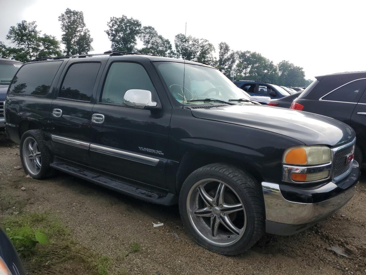 2004 GMC Yukon Xl C1500 - Фото 4