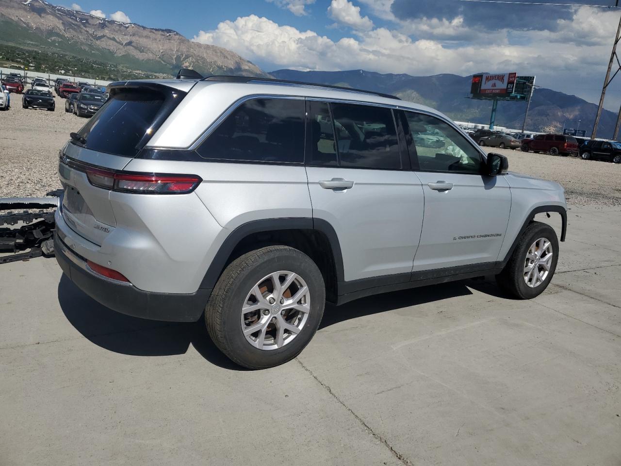 2022 Jeep Grand Cherokee Limited - Фото 3
