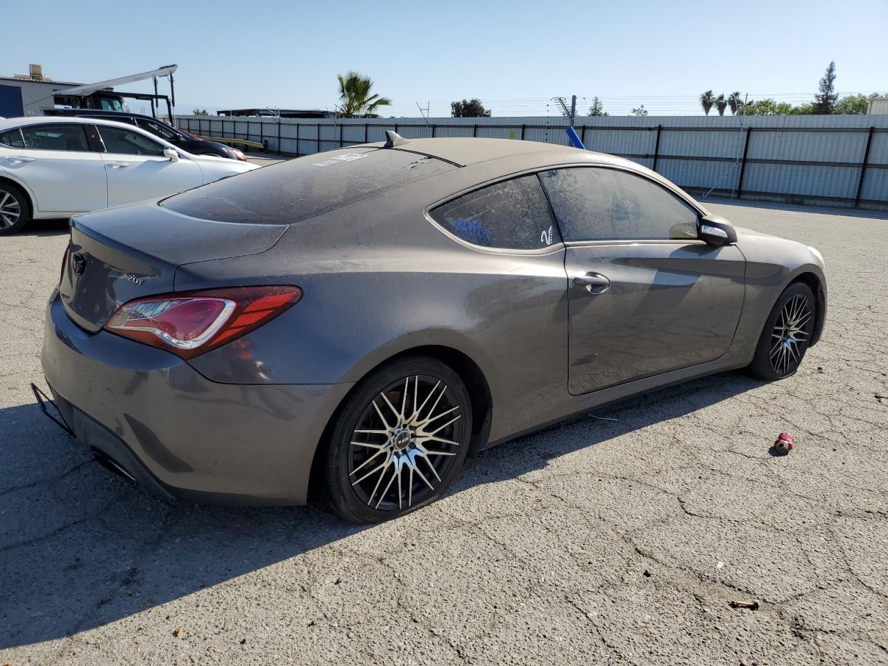 2013 Hyundai Genesis Coupe 2.0T - Фото 3