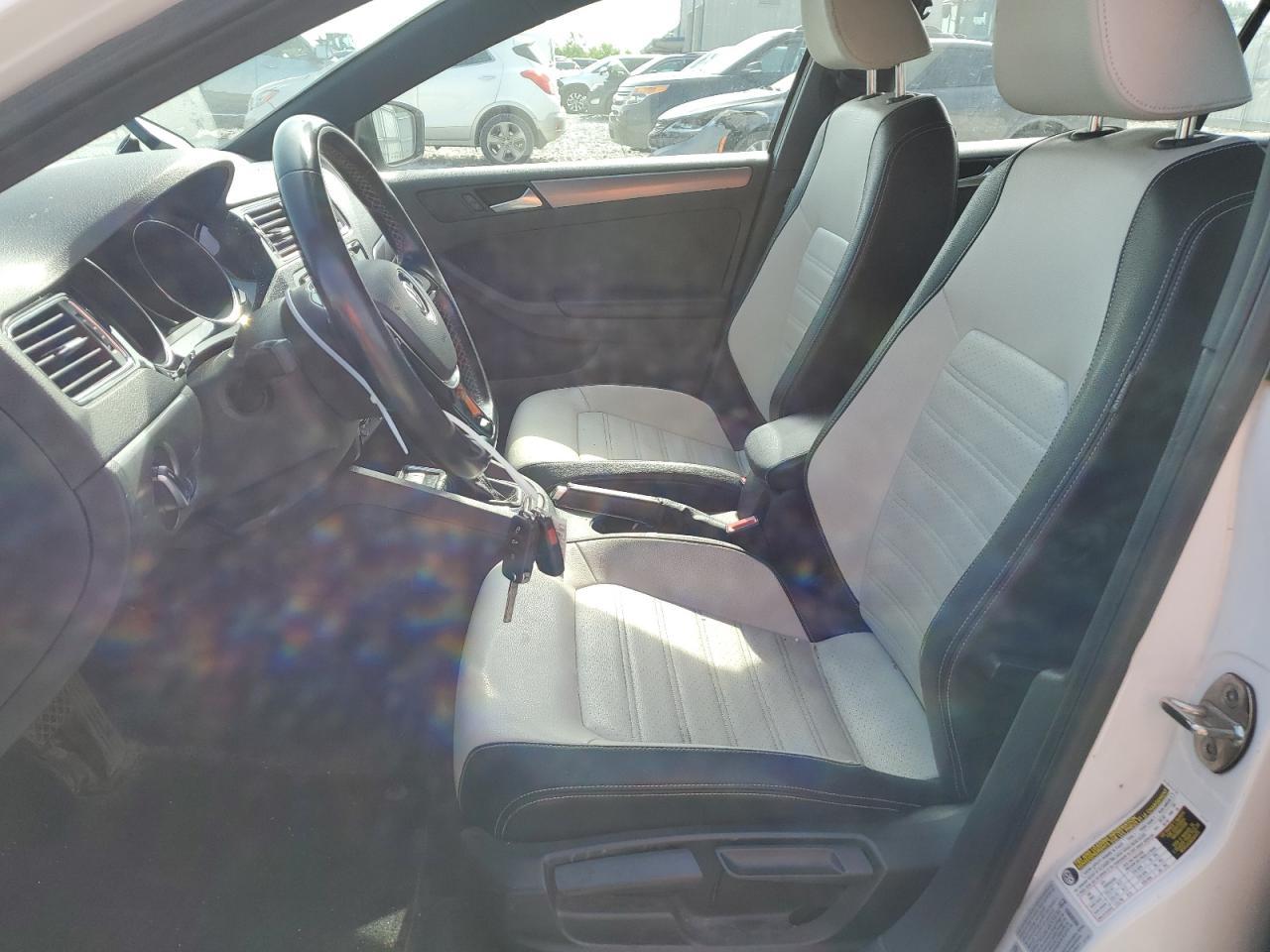 2016 Volkswagen Jetta Sport - Image 7