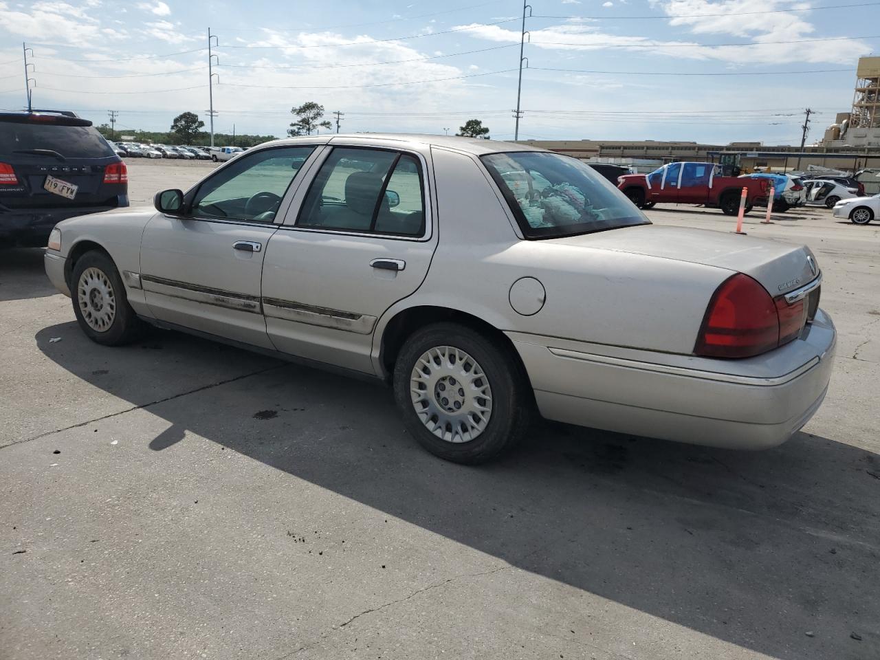 2004 Mercury Grand Marquis Gs - Фото 2