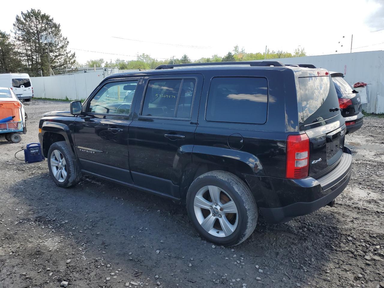 2014 Jeep Patriot Latitude - Фото 2