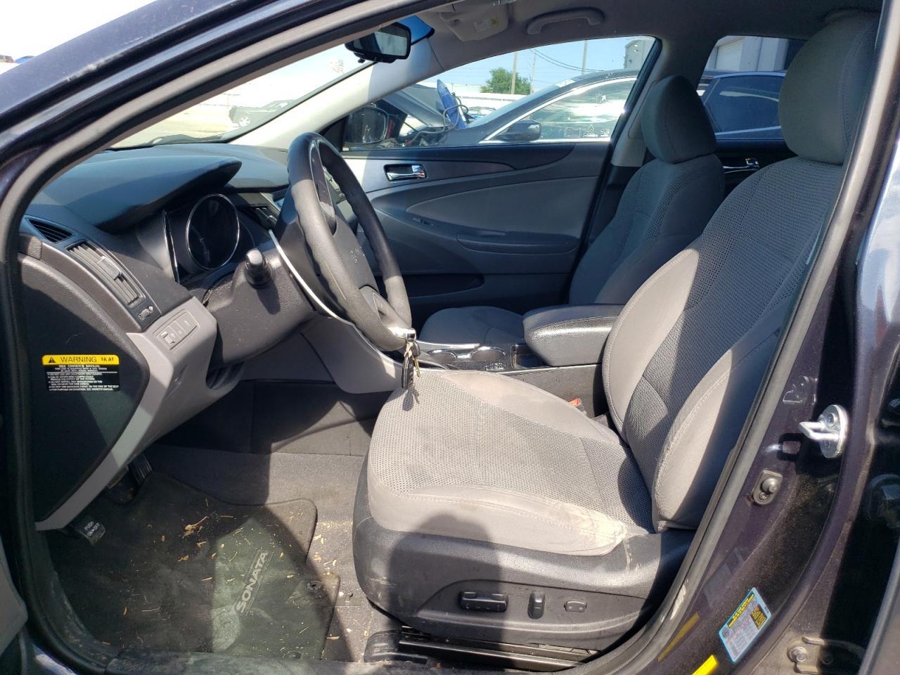 2013 Hyundai Sonata Gls - Image 7