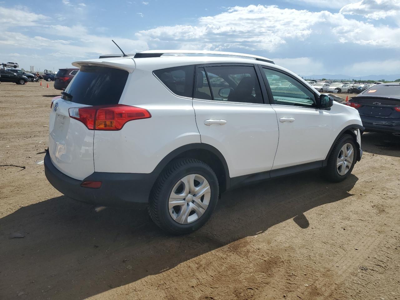 2015 Toyota Rav4 Le - Фото 3