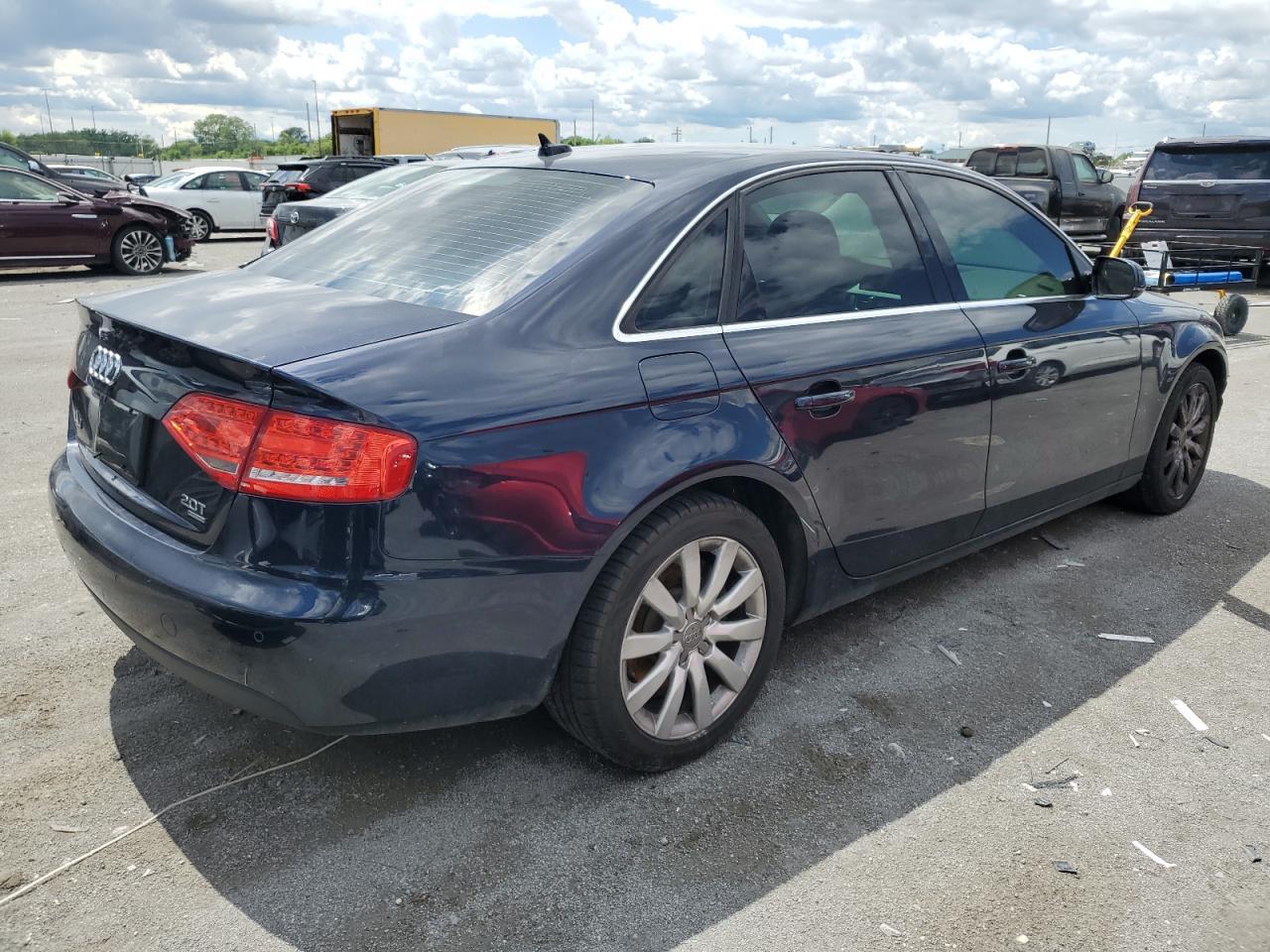 2010 Audi A4 Premium Plus - Фото 3