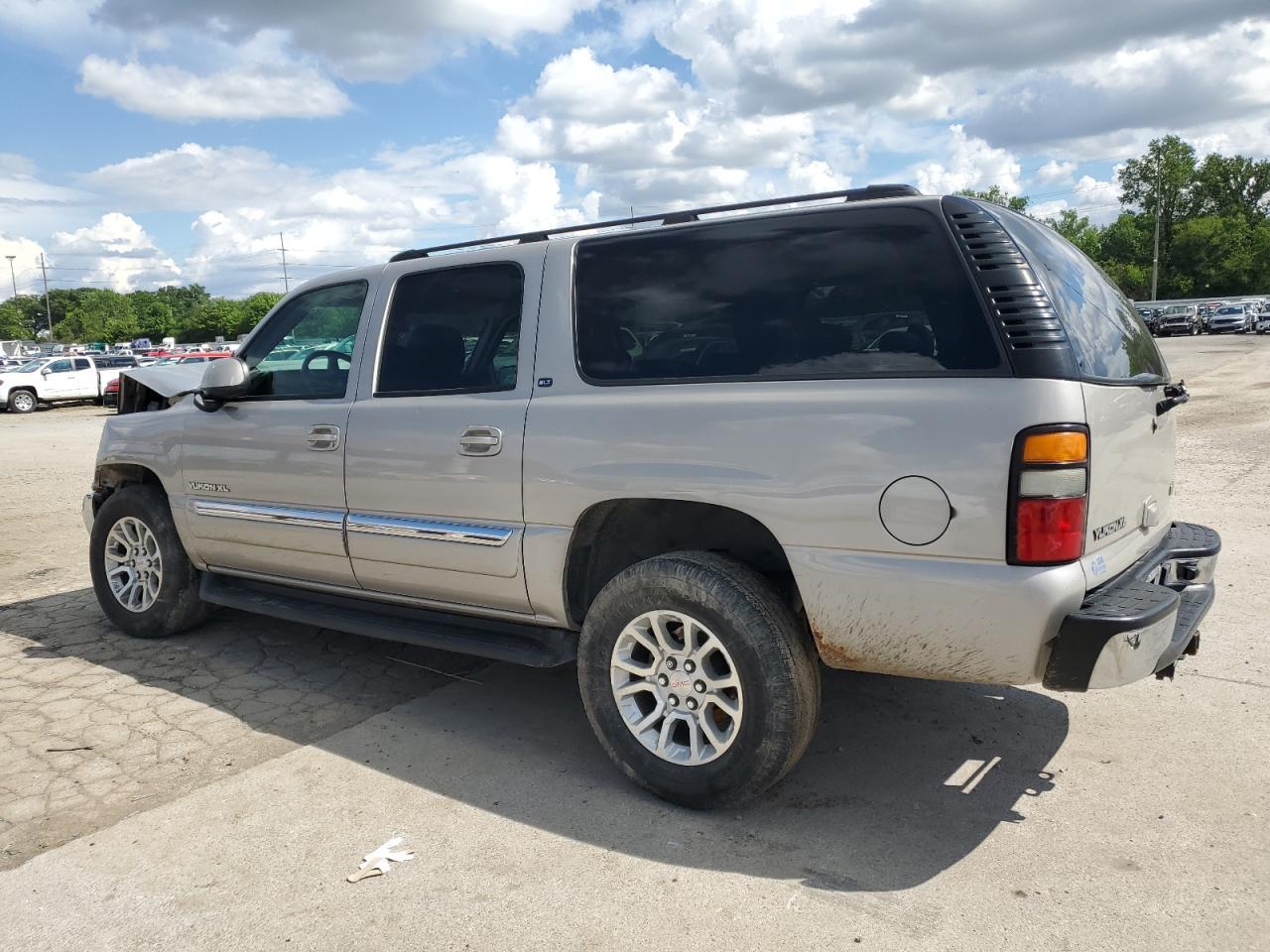 2005 GMC Yukon Xl K1500 - Image 2