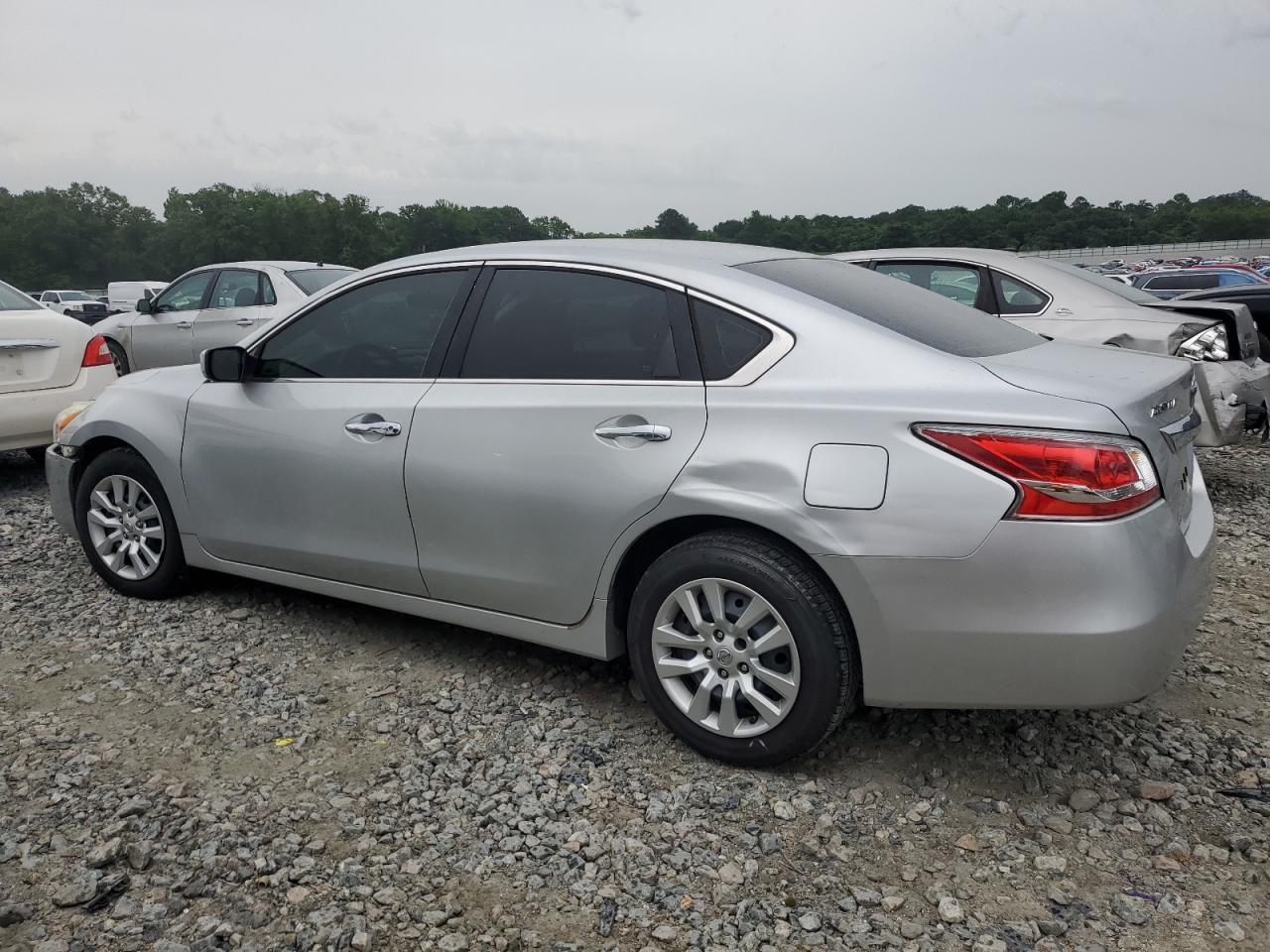 2014 Nissan Altima 2.5 - Image 2