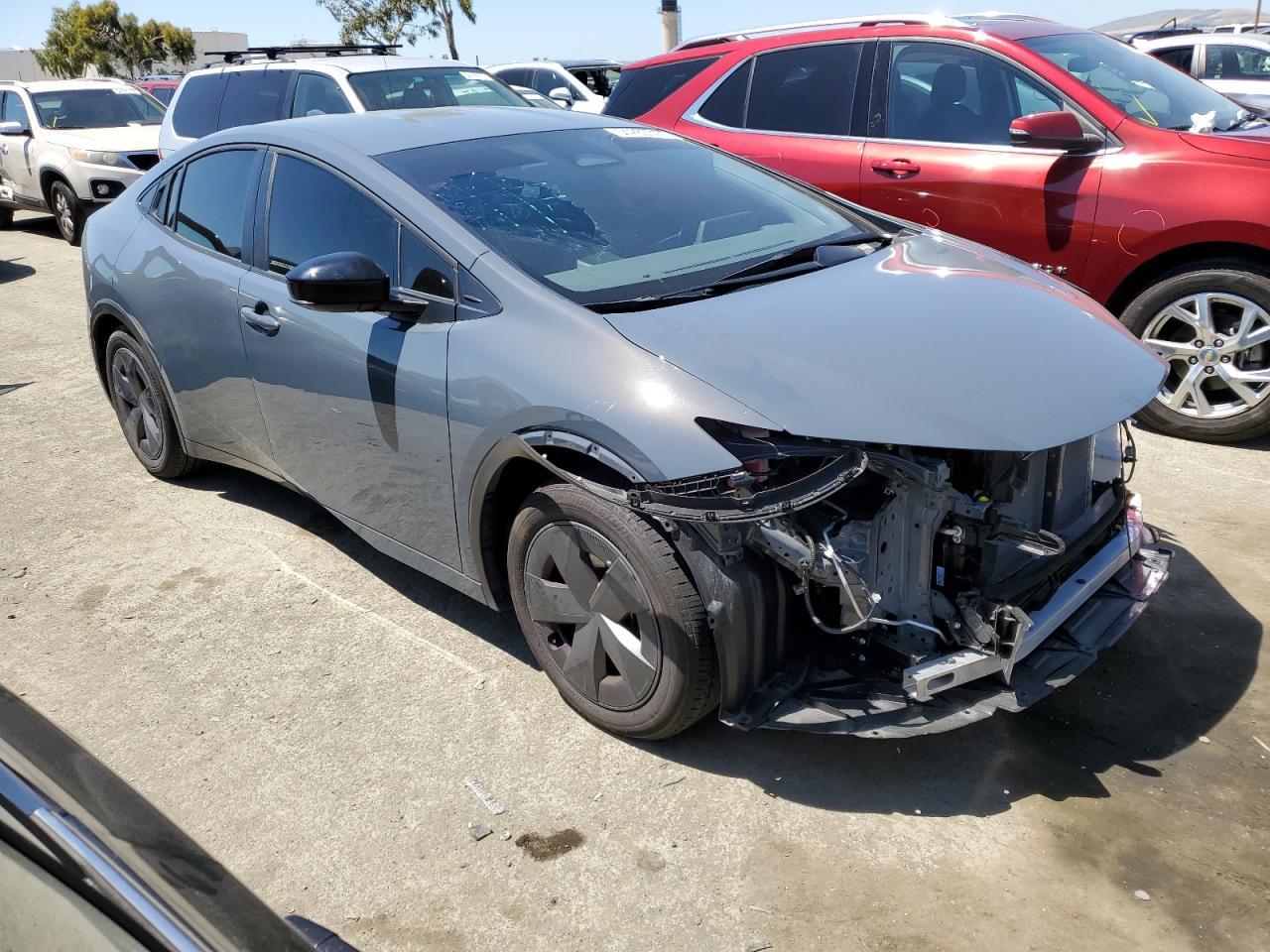 2023 Toyota Prius Le - Фото 4