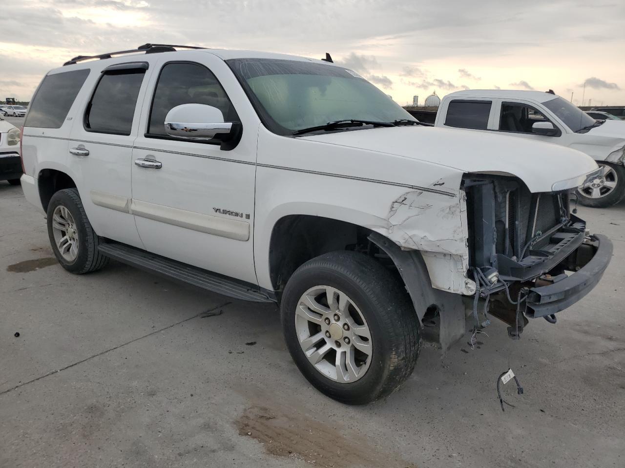 2007 GMC Yukon - Фото 4