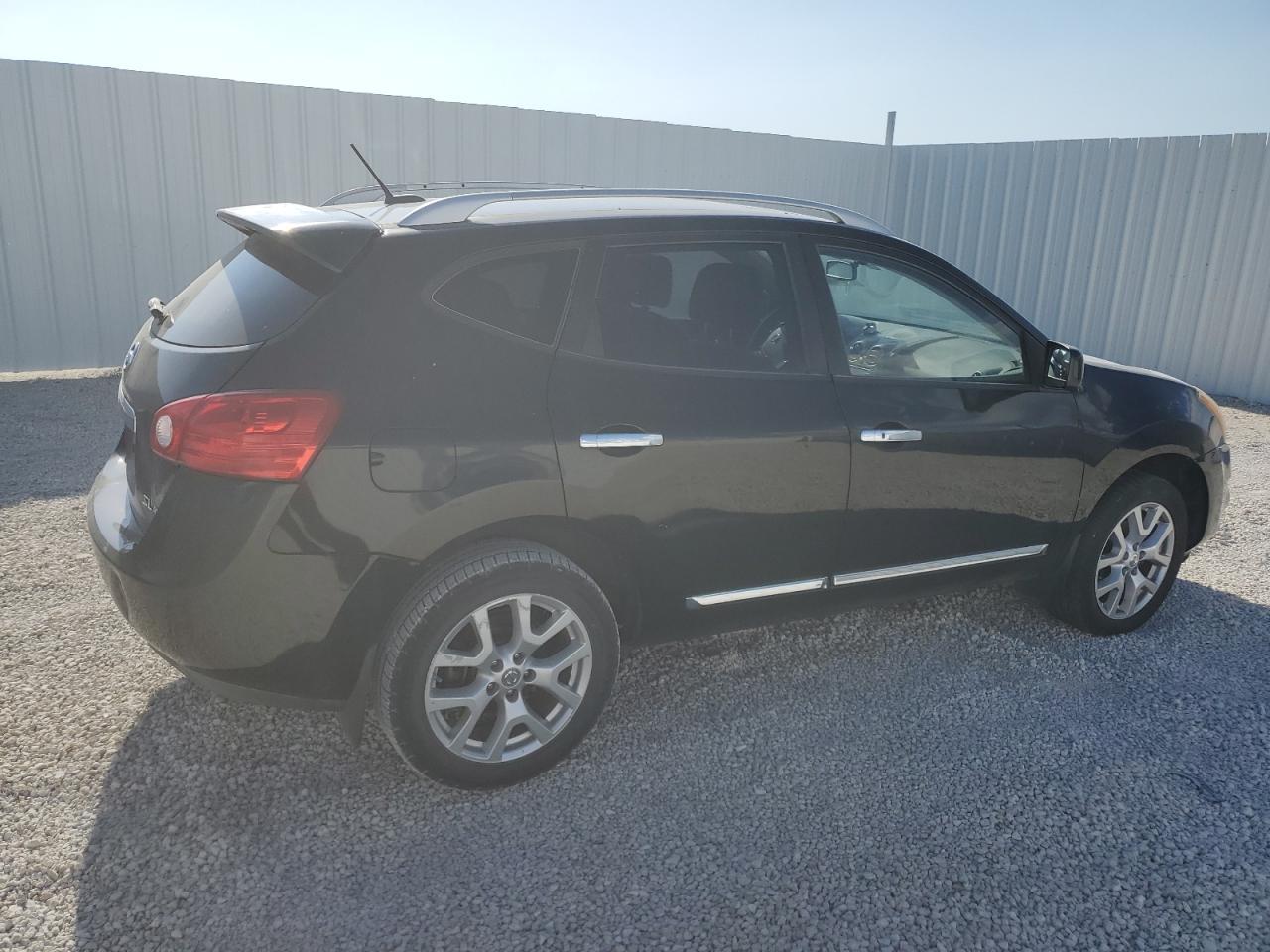 2013 Nissan Rogue S - Фото 3