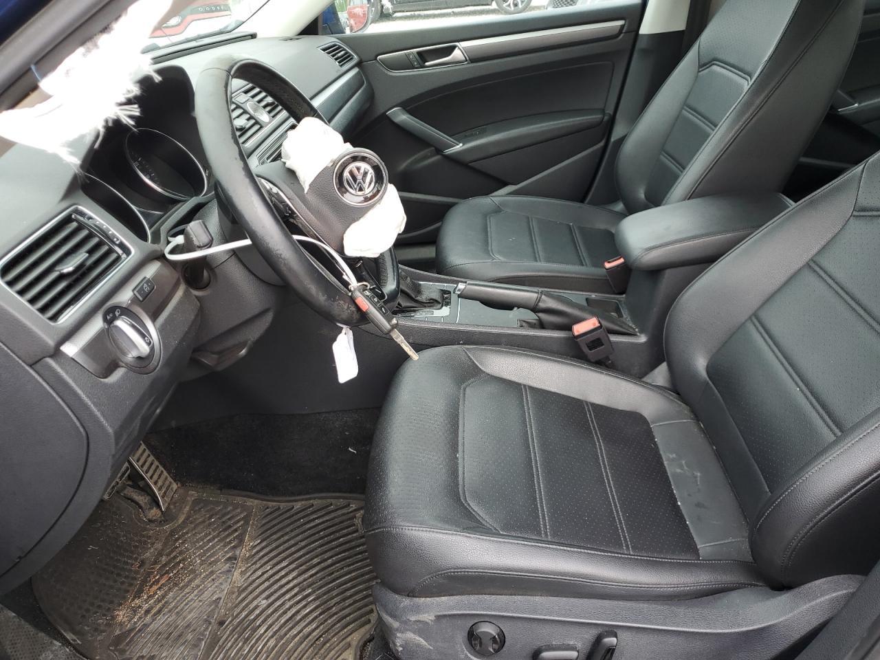 2017 Volkswagen Passat R-Line - Фото 7