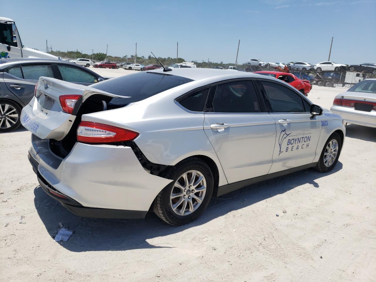 2016 Ford Fusion S - Фото 3