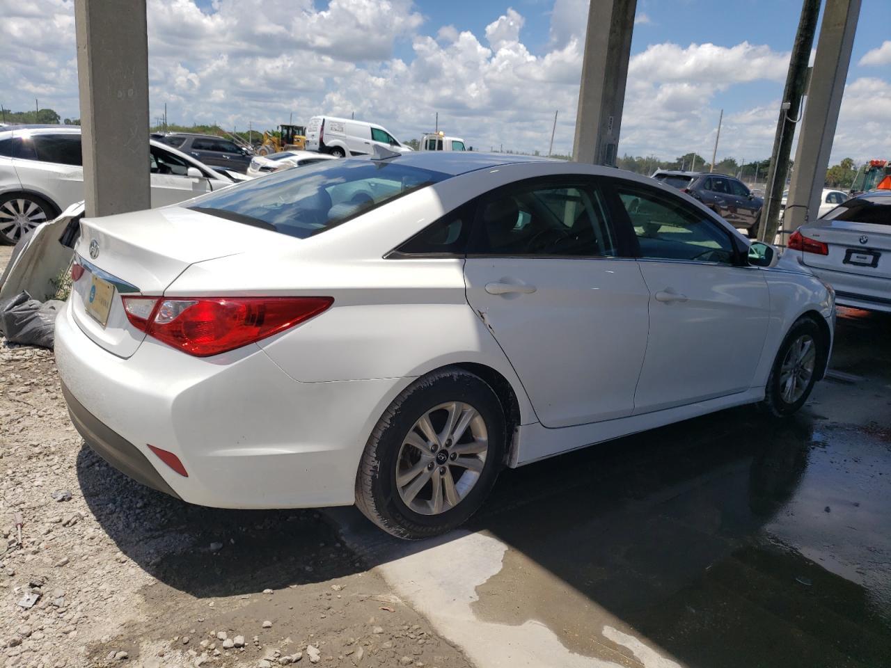 2014 Hyundai Sonata Gls - Фото 3