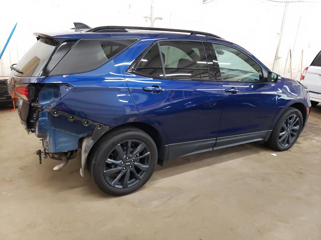 2022 Chevrolet Equinox Rs - Image 3