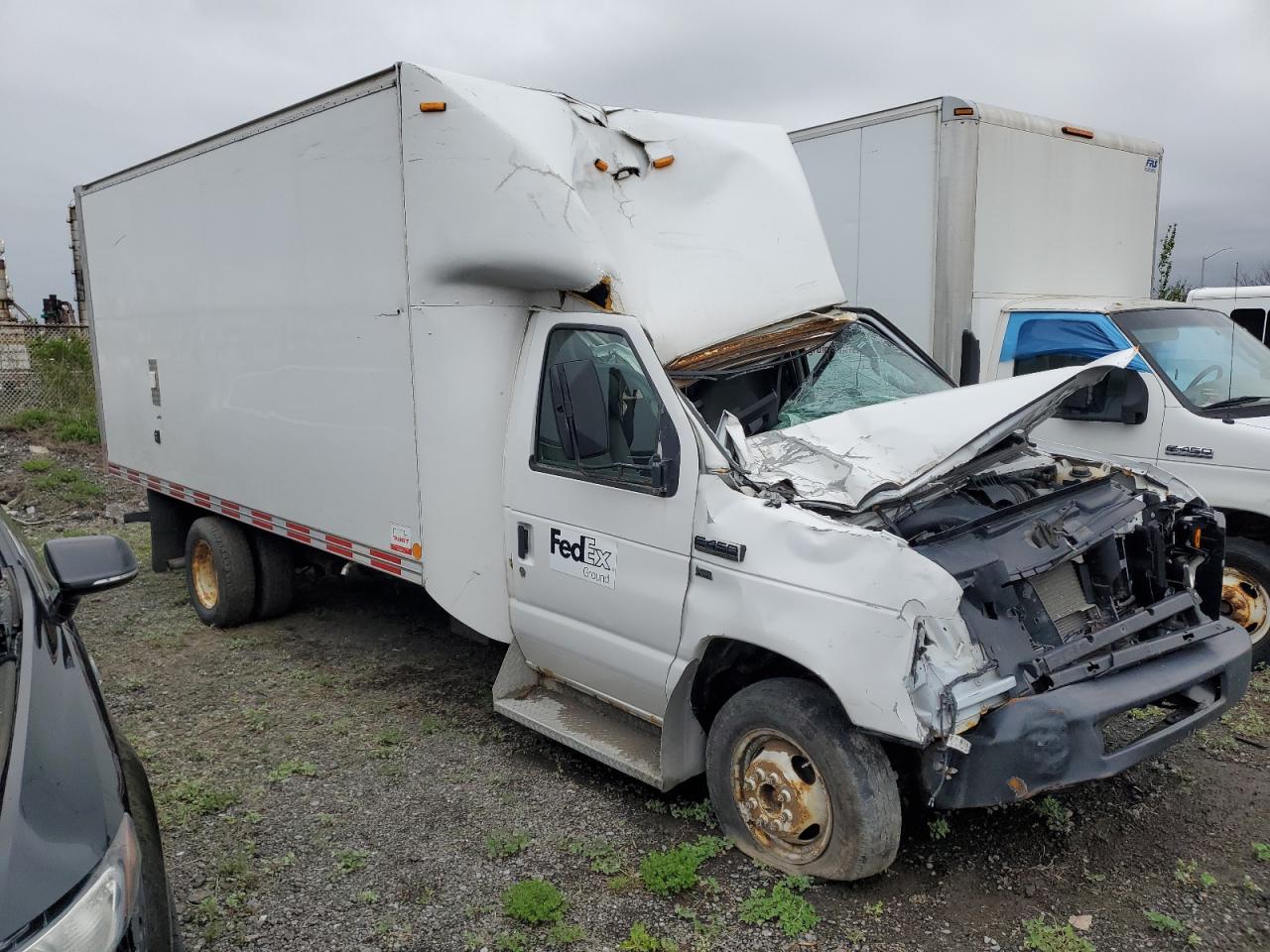 2017 Ford Econoline E450 Super Duty Cutaway Van - Фото 4