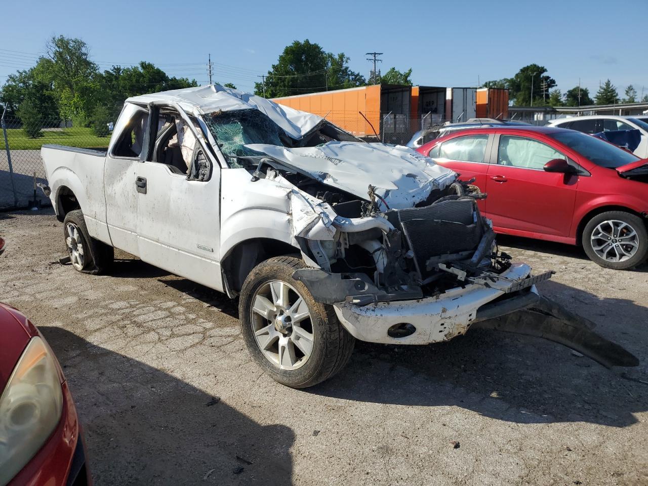 2014 Ford F150 Super Cab - Фото 4