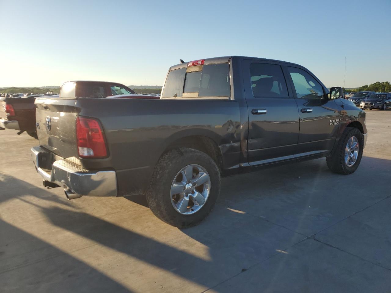 2015 Ram 1500 Slt - Image 3