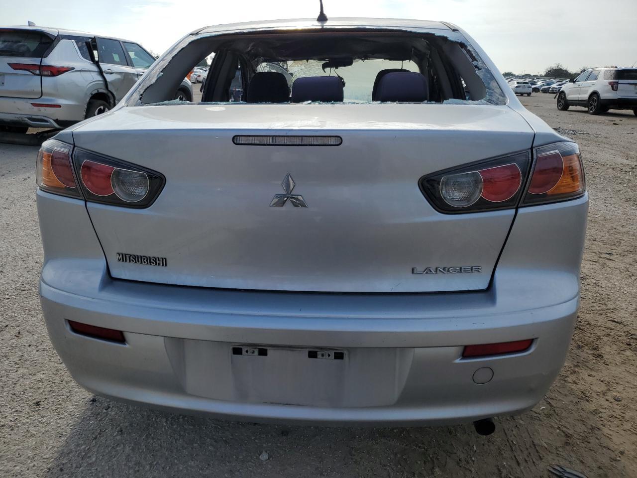 2014 Mitsubishi Lancer Es/Es Sport - Фото 6