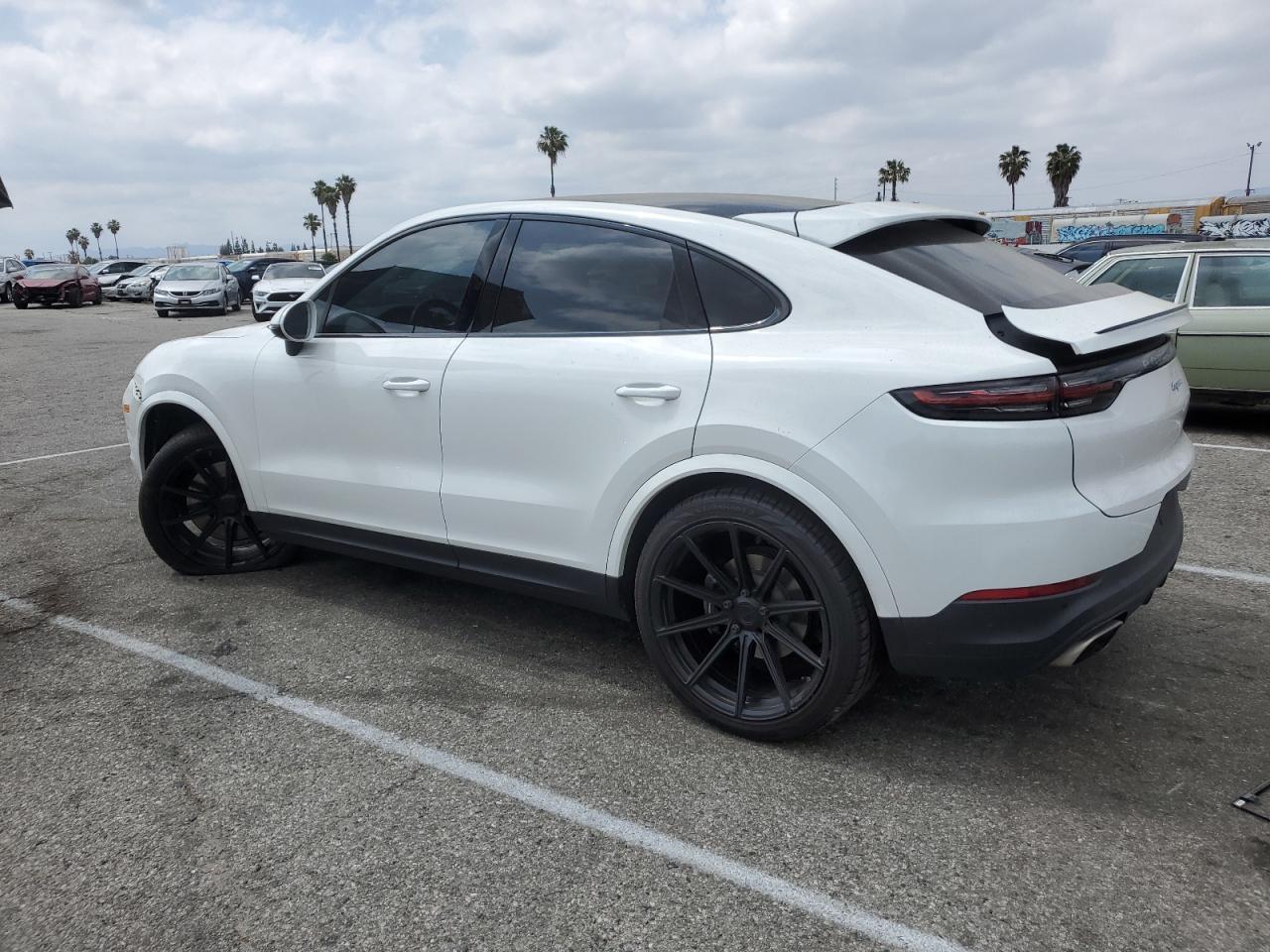 2021 Porsche Cayenne Coupe - Фото 2