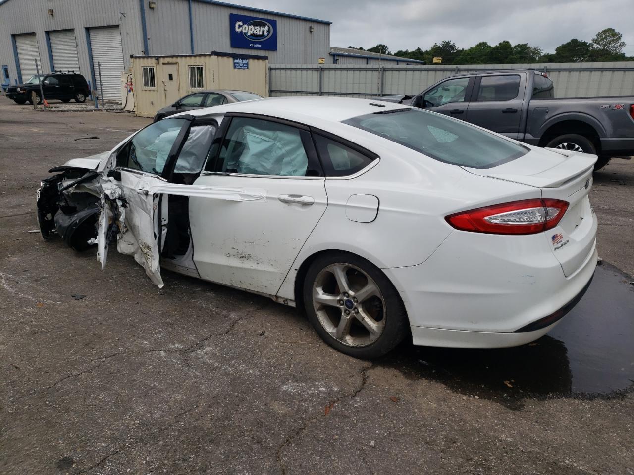 2016 Ford Fusion Se - Image 2