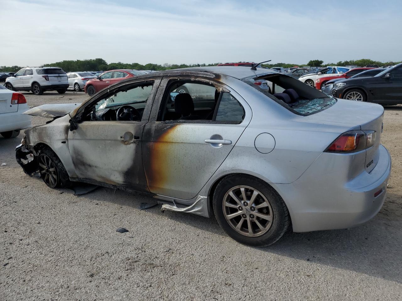 2014 Mitsubishi Lancer Es/Es Sport - Фото 2