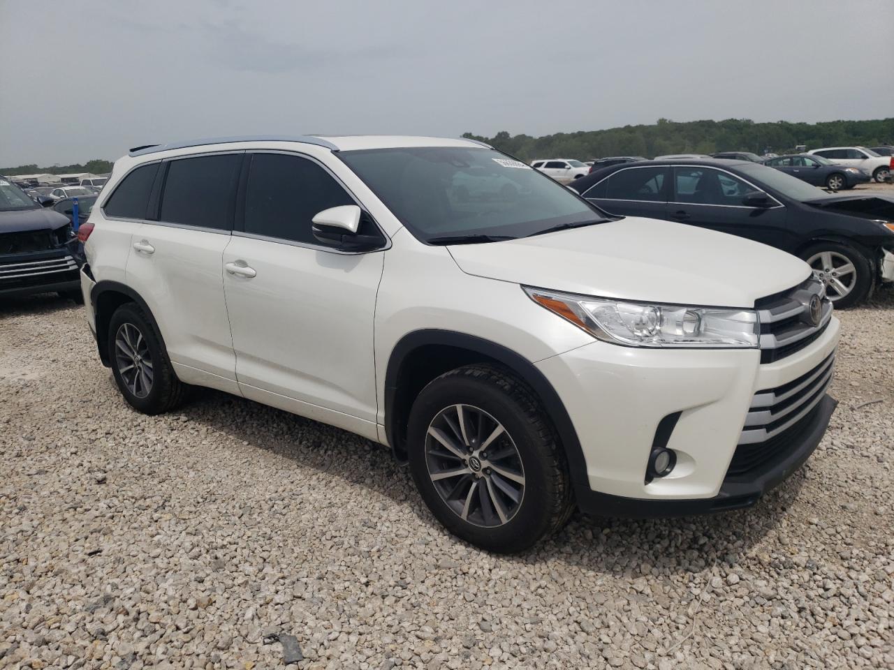 2018 Toyota Highlander Se - Image 4