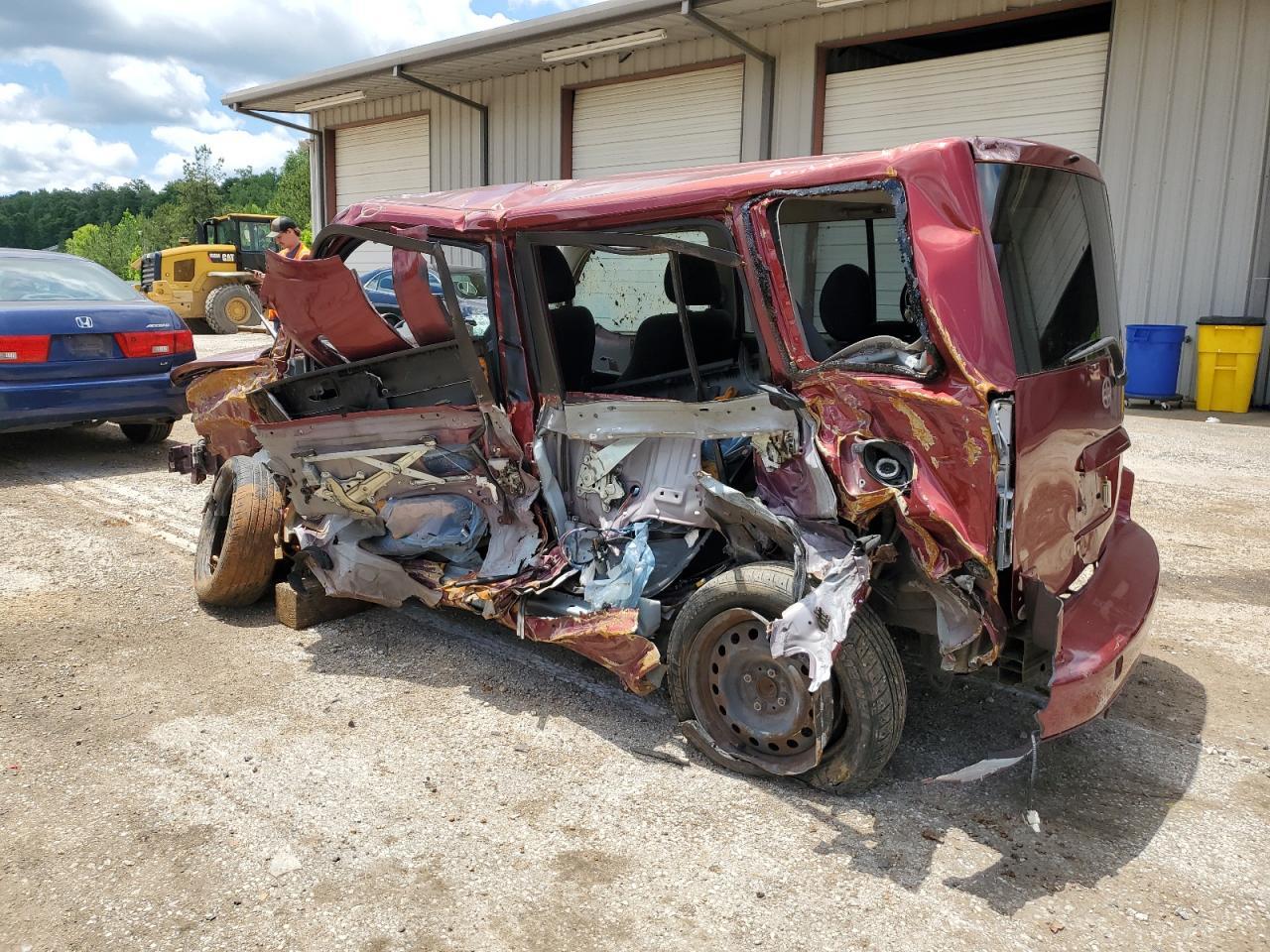 2006 Toyota Scion Xb - Image 2