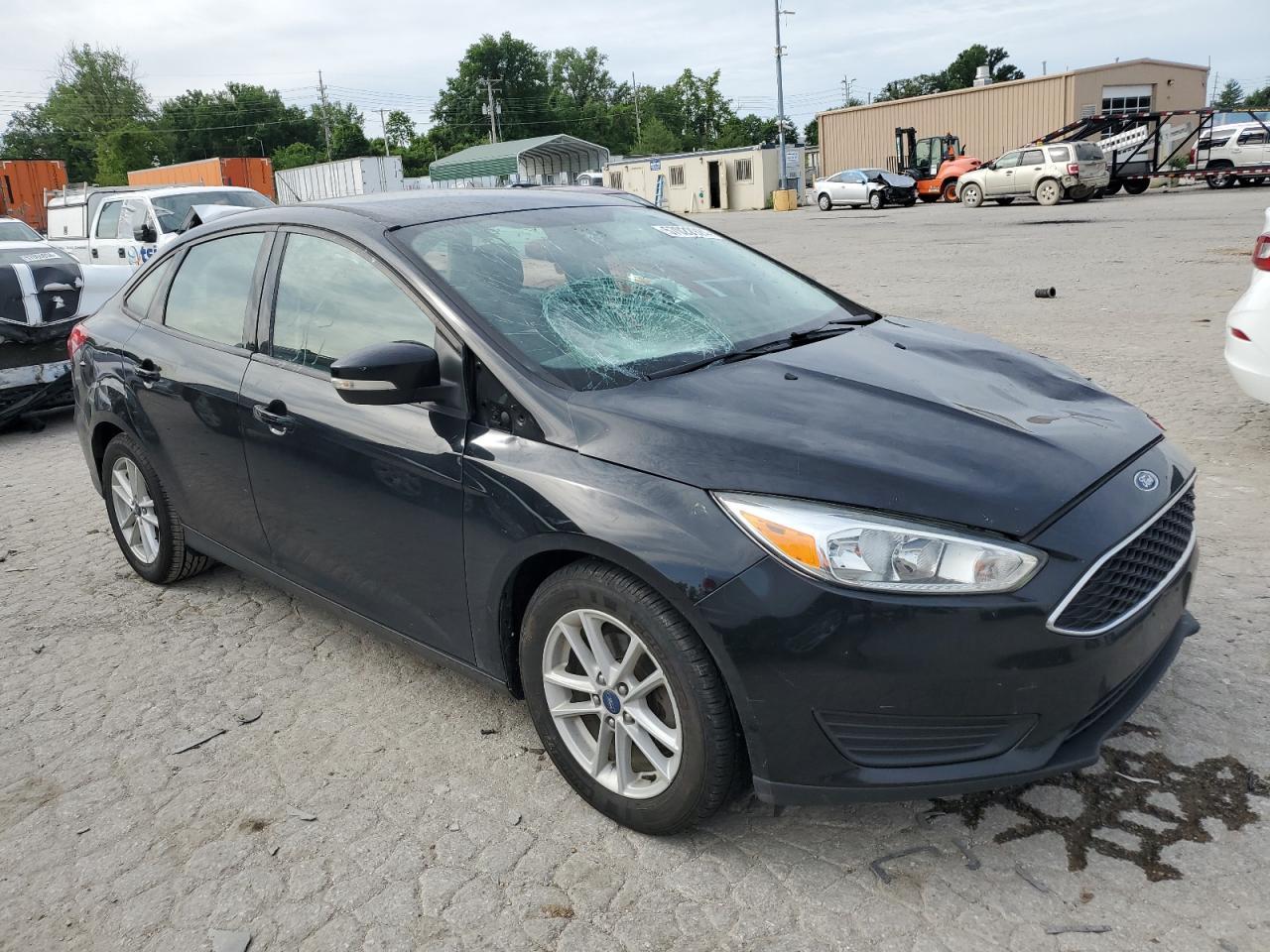 2017 Ford Focus Se - Фото 4