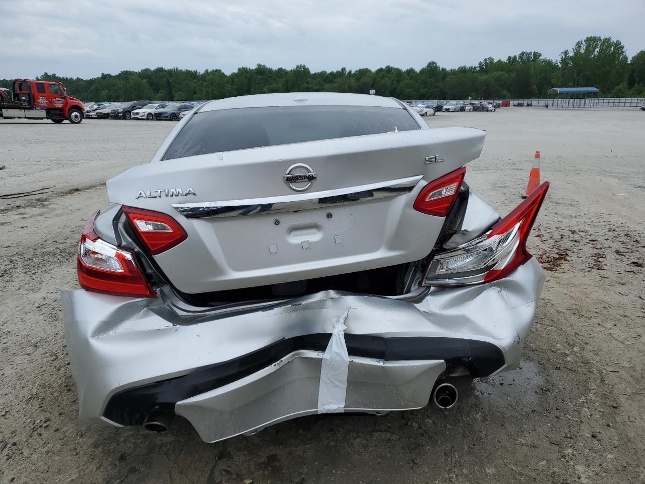 2017 Nissan Altima 2.5 - Фото 6