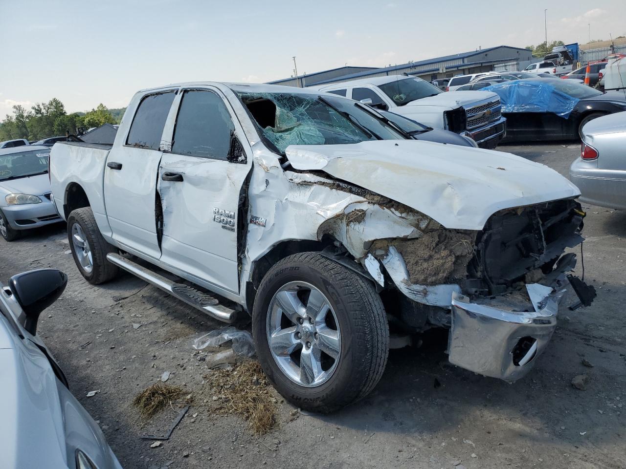2019 Ram 1500 Classic Tradesman - Фото 4