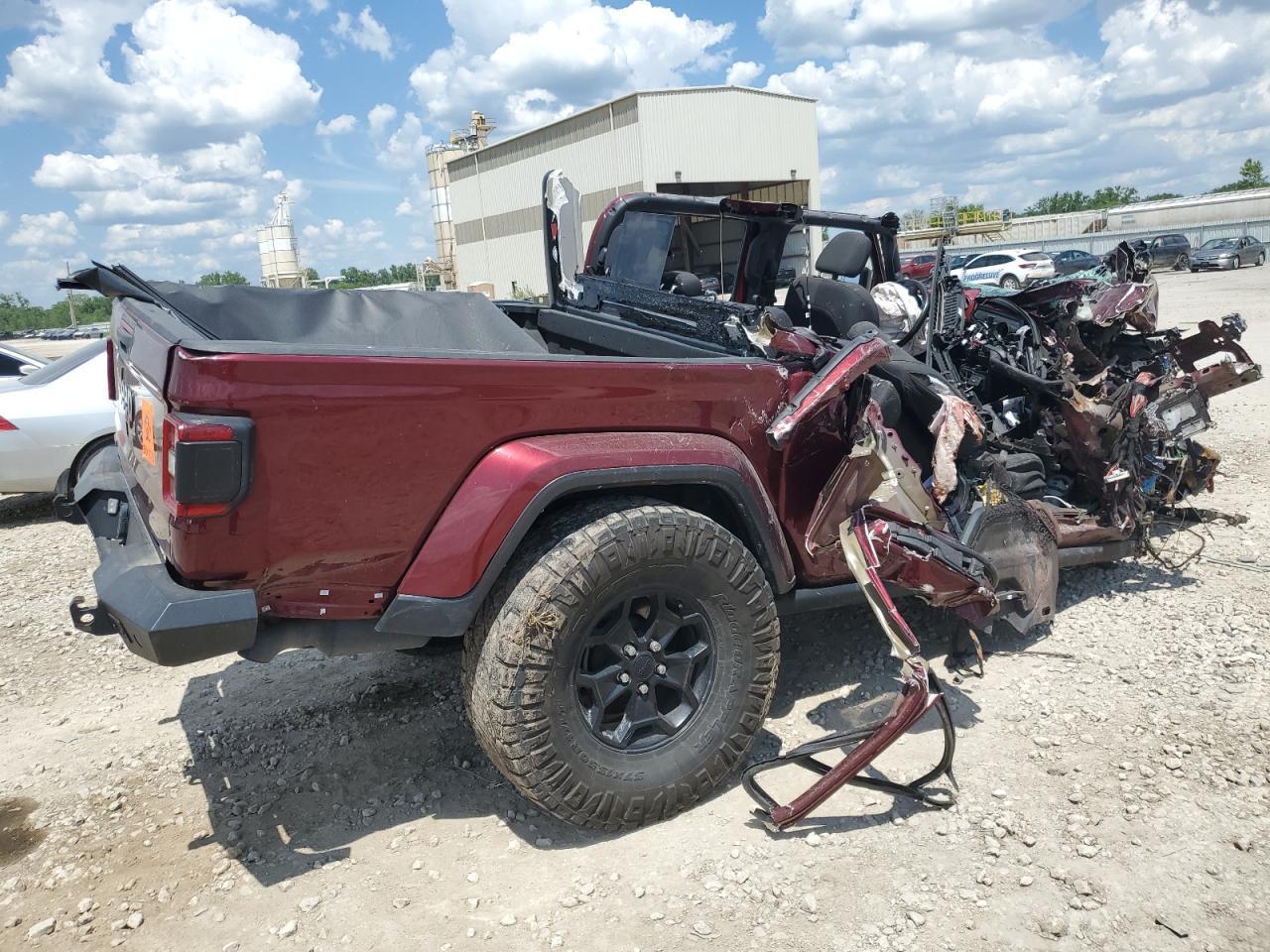 2021 Jeep Gladiator Sport - Фото 3