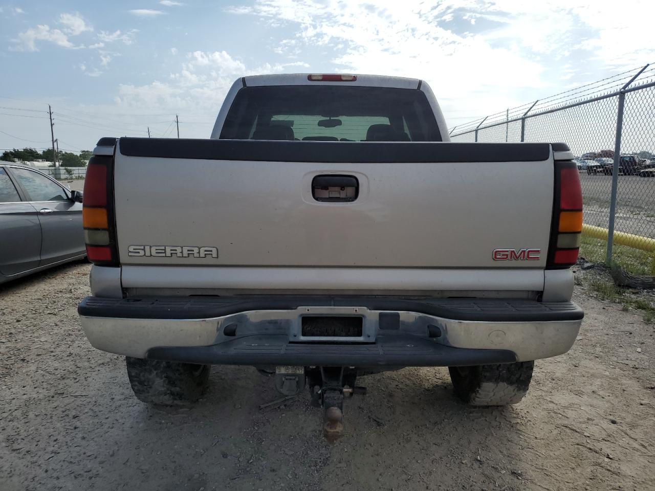 2004 GMC New Sierra K1500 - Фото 6