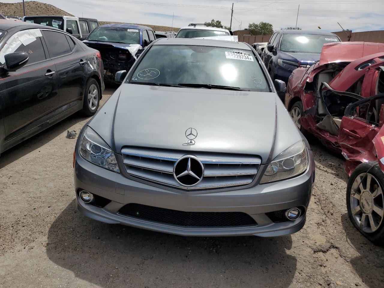 2010 Mercedes-Benz C 300 - Фото 5