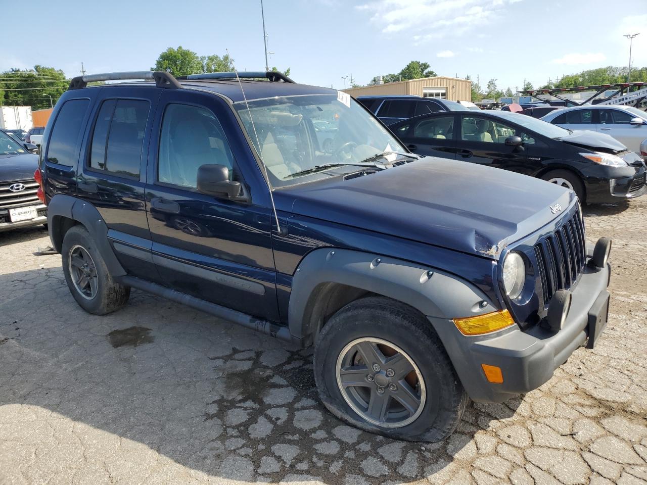 2006 Jeep Liberty Renegade - Image 4