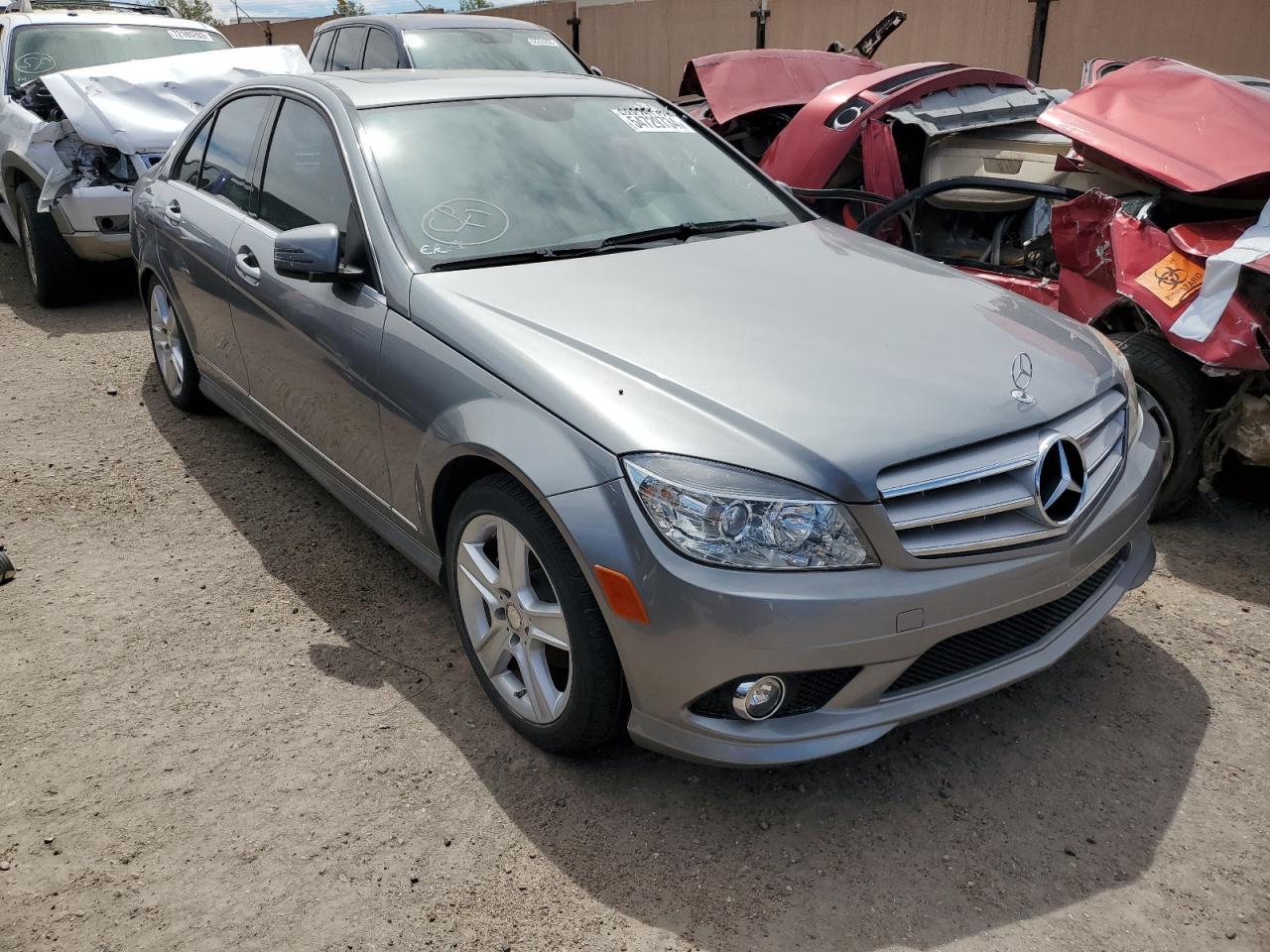 2010 Mercedes-Benz C 300 - Фото 4