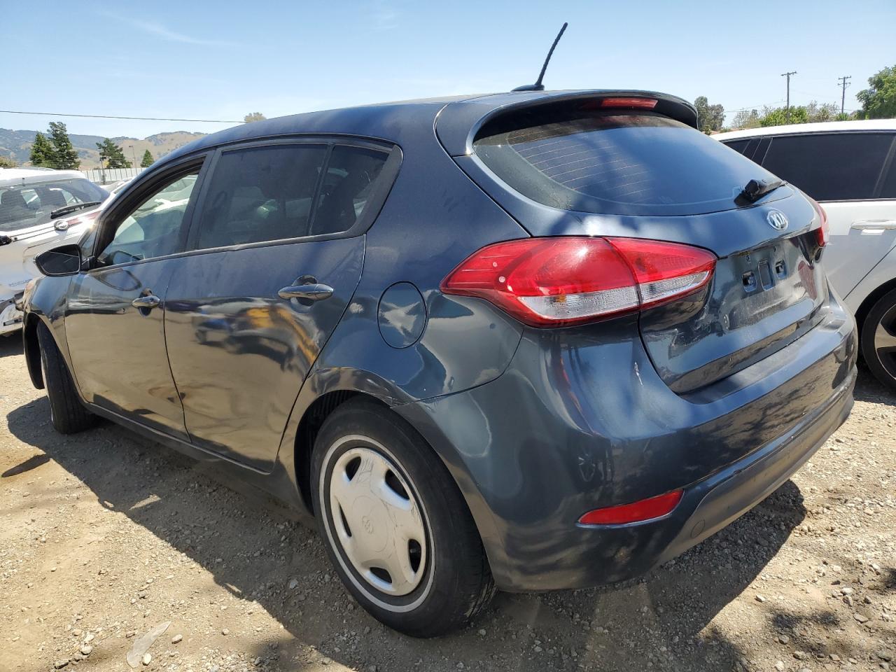 2016 Kia Forte Lx - Фото 2