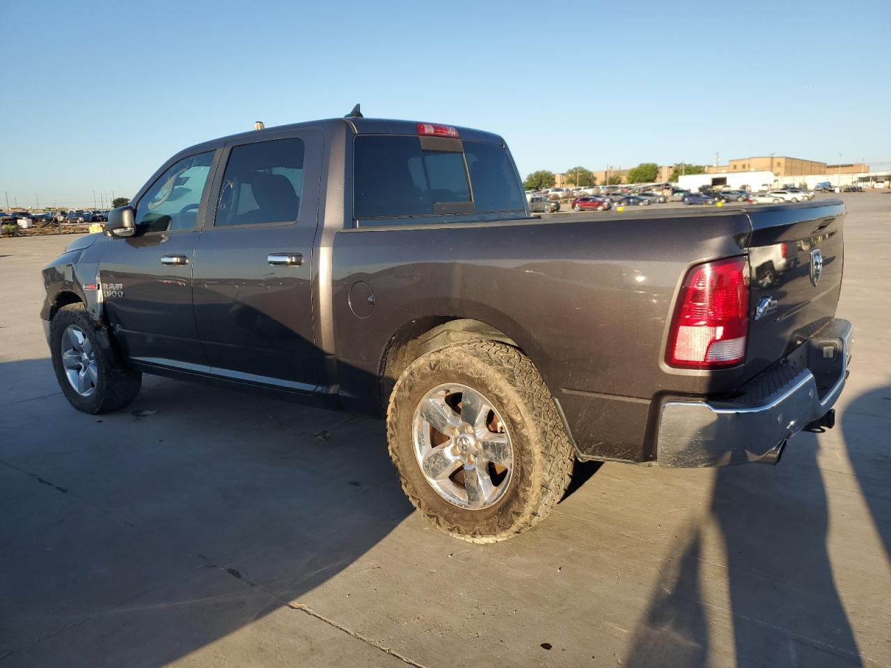2015 Ram 1500 Slt - Image 2