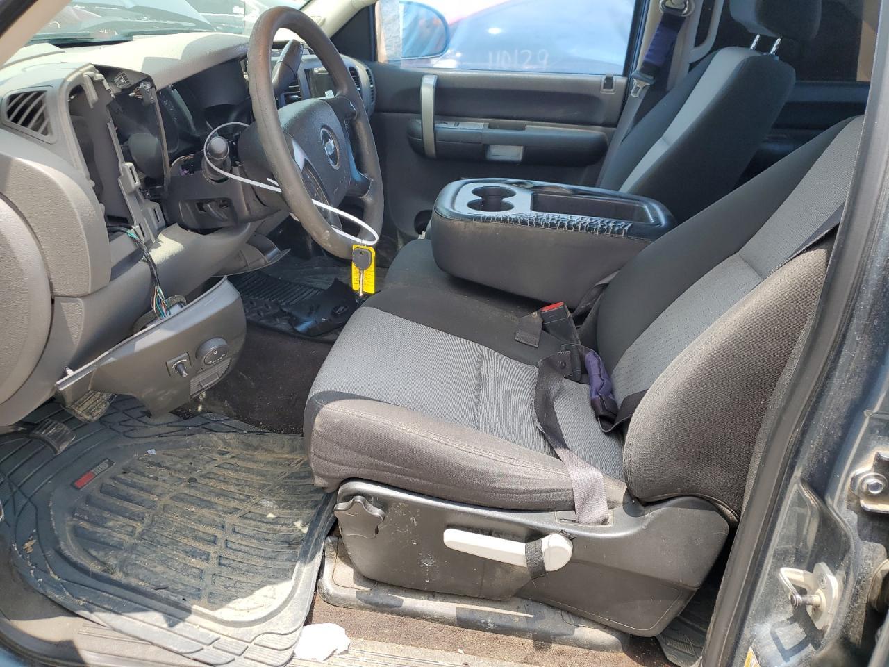 2009 Chevrolet Silverado - Image 7